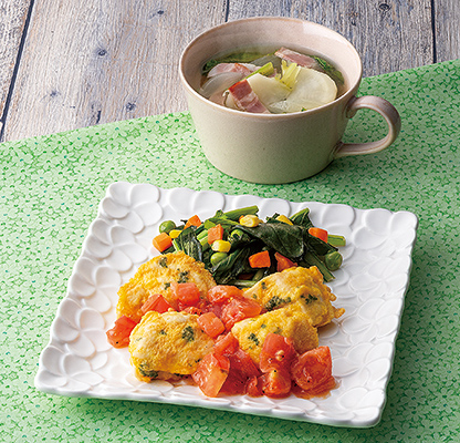トマトソースで食べる!彩りチキンピカタ