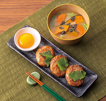 包丁いらず♪照りうま軟骨入り鶏つくね~卵黄添え~